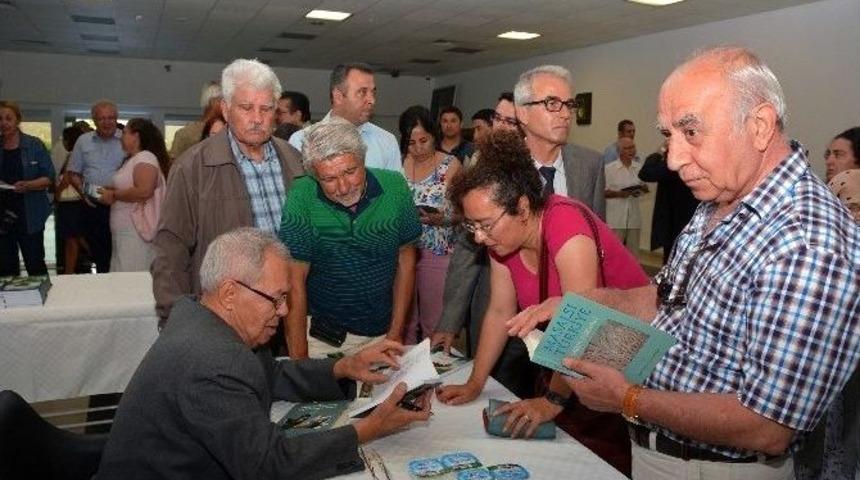 G&ouml;kovalı &lsquo;bitkilerin Aşkı&rsquo; Kitabını İmzaladı