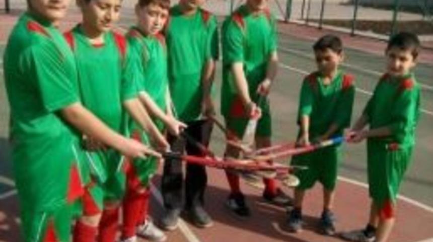 Diyarbakırlı &Ccedil;im Hokeyciler Konya Yolcusu