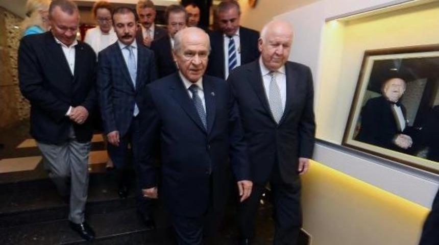 Bah&ccedil;eli: Devlet Ve Toplum Hayatımızdaki Bir S&uuml;leyman Demirel Sayfası Iyi Okunmalıdır