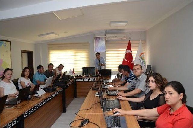 Tarım Personeline Netcad Ve Cbs Eğitimi 3