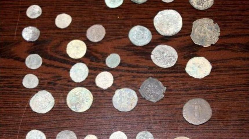 Bursa'da 55 Adet Tarihi Eser Ele Ge&ccedil;irildi