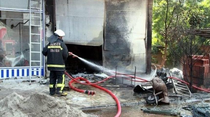 Samsun&rsquo;da Depo Yangını