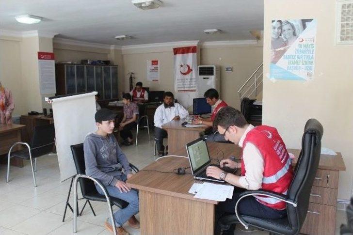 Suriyeliler, Biometrik Kayıt Sistemiyle Kayıt Altına Alınıyor G1