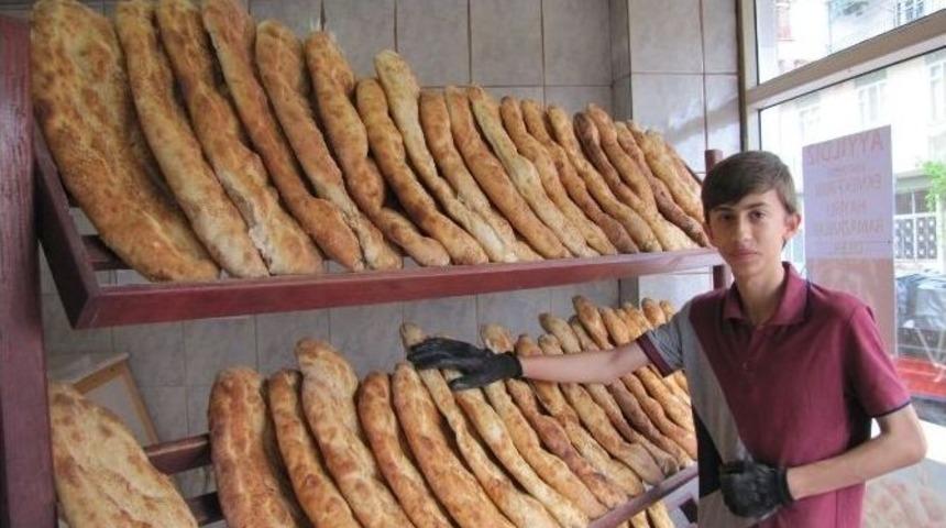 Hisarcık&rsquo;ta İki Tip Ramazan Pidesi