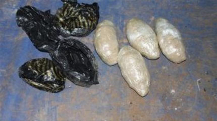 Gaziantep&rsquo;te 1 Kilogram Eroin Ele Ge&ccedil;irildi