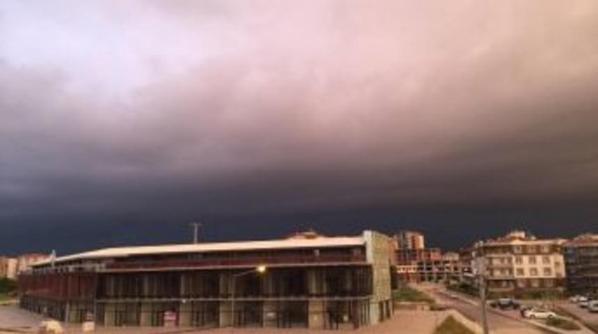 Bursa Kara Bulutlara Teslim Oldu