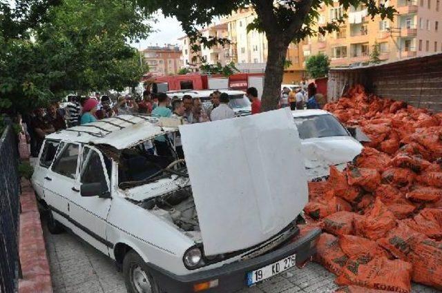 Çorum'da Freni Boşalan Tır, Altı Aracı Biçti: 3 Yaralı