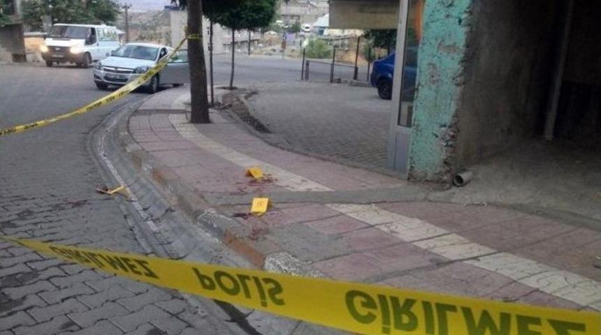 Kulp&rsquo;ta Silahlı Kavga: 3 Yaralı