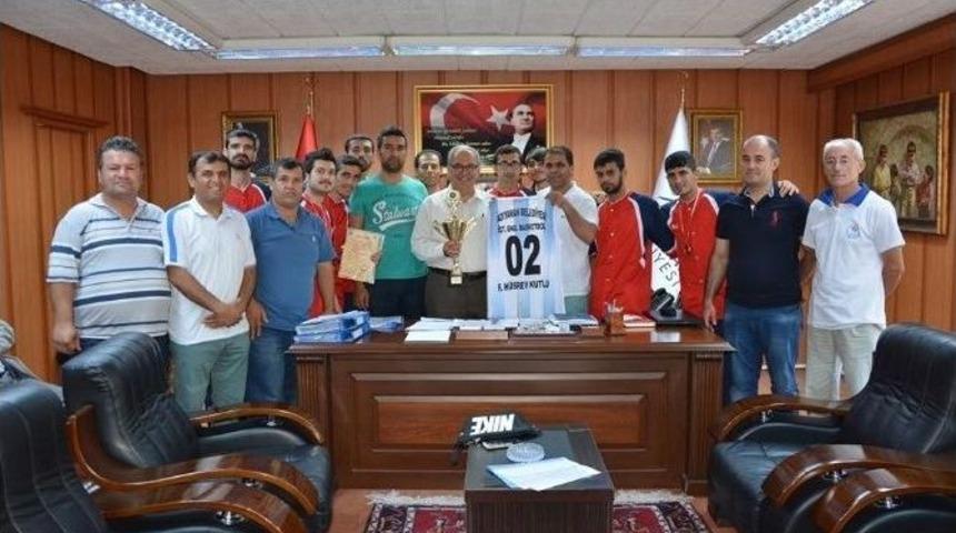 Sessiz Şampiyonlardan Başkan Kutlu&rsquo;ya Ziyaret