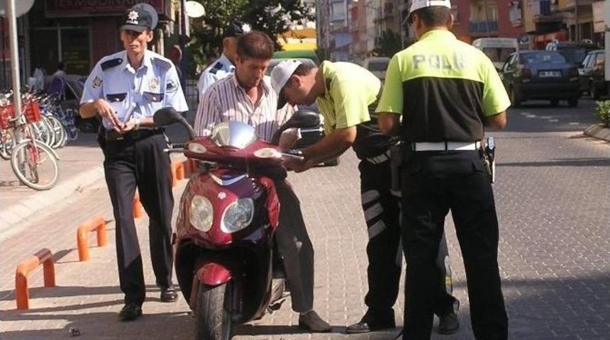 Polis Balkon Sefası Yapanların Huzurunu Ka&ccedil;ıranlara Affetmeyecek