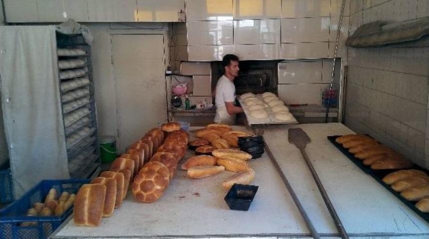 Lapseki İl&ccedil;esinde Pide Fiyatları Belli Oldu