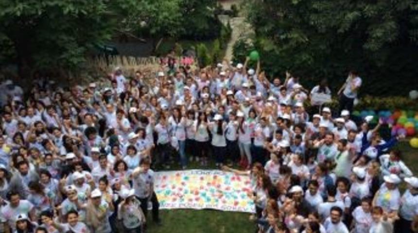 L&rsquo;or&eacute;al Ve Tohum Otizm Vakfı&rsquo;ndan Anlamlı G&uuml;n