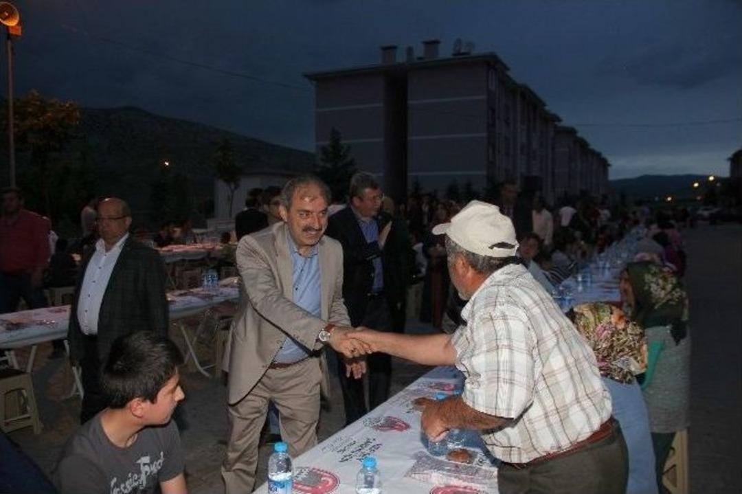 &Ccedil;ankırı&rsquo;da 1200 Kişi Birlikte İftar Yaptı