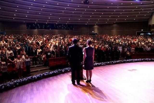 Yıldız Teknik Üniversitesi’nde Diploma Heyecanı