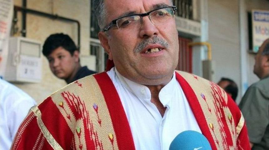 (&ouml;zel Haber) Sıcaktan Bunalanlar Meyan Şerbet&ccedil;isine Akın Ediyor