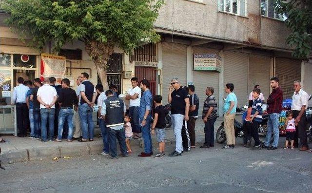 (&ouml;zel Haber) Sıcaktan Bunalanlar Meyan Şerbet&ccedil;isine Akın Ediyor 2