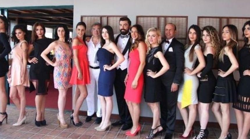 Dizi Oyuncularının Kıyafetlerine B&uuml;y&uuml;k İlgi