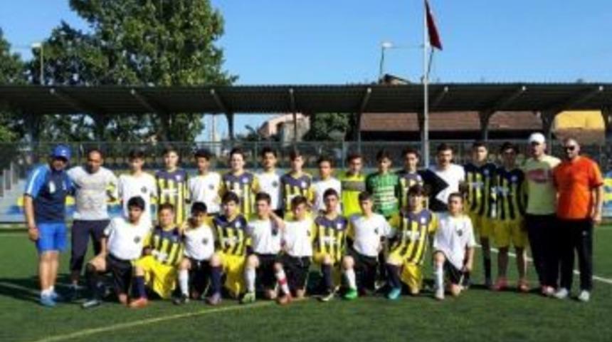 Fatsa İle Azerbaycan Takımı Arasında 4-4&rsquo;l&uuml;k Ma&ccedil;