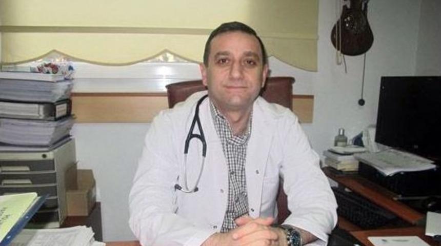 Prof. Dr. B&uuml;lent Karabulut: "kadın Kanserlerinde T&uuml;m&ouml;r&uuml;n Damarını B&uuml;zmek İşe Yarıyor"