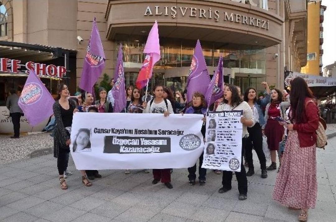 Eskişehir&rsquo;de Kadın Cinayetleri Protestosu