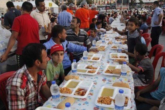 Şanlıurfa'da 2 Bin Kişiye Iftar