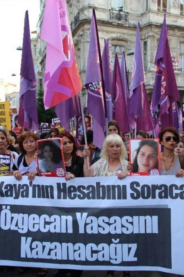 Cansu Kaya İçin Taksim’de Protesto Yürüyüşü