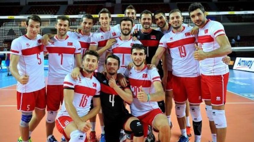 2015 Fıvb D&uuml;nya Ligi'nde T&uuml;rkiye, Porto Riko'yu 3-0 Mağlup Etti