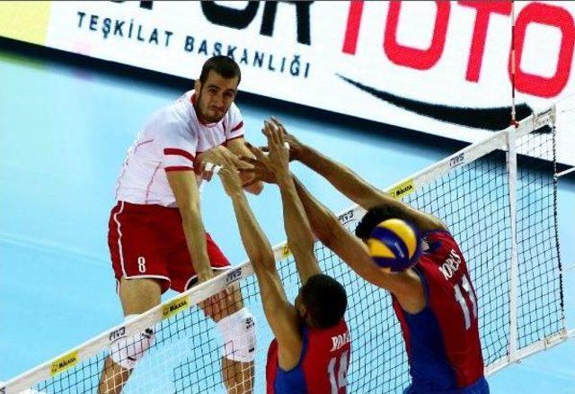 2015 Fıvb Dünya Ligi'nde Türkiye, Porto Riko'yu 3-0 Mağlup Etti