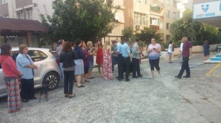 Pencere Ve Balkondan Yardım &Ccedil;ığlığı