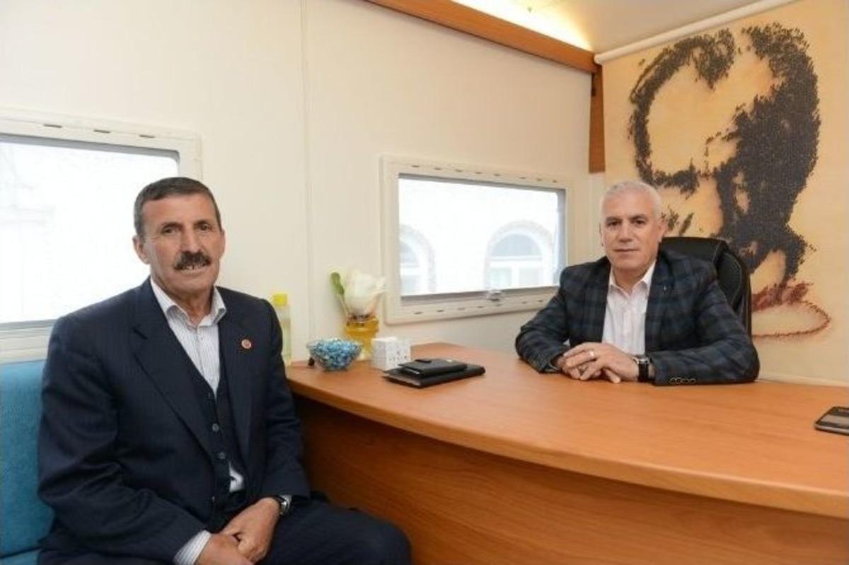 Kadriye Ve Atlas Mahallesi Sakinleri İftar Sofrasında Buluştu