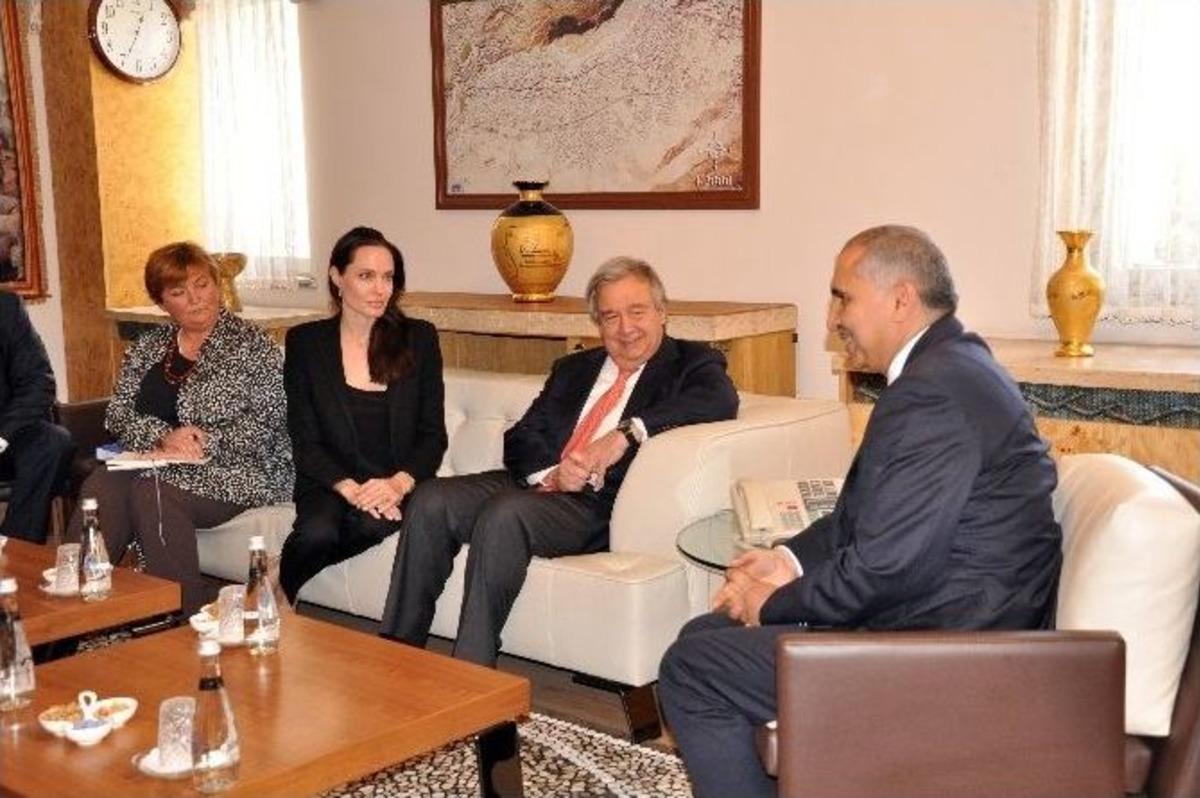 Angelına Jolıe, Mardin B&uuml;y&uuml;kşehir Belediyesi&rsquo;ni Ziyaret Etti