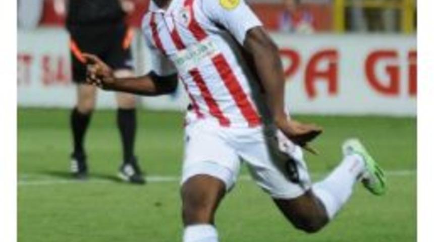 Samsunspor'da Sezonun En Iyisi M'billa