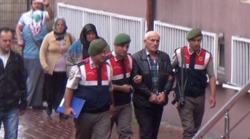 Kuzenini &Ouml;ld&uuml;ren Zanlı Terminalde Yakalandı