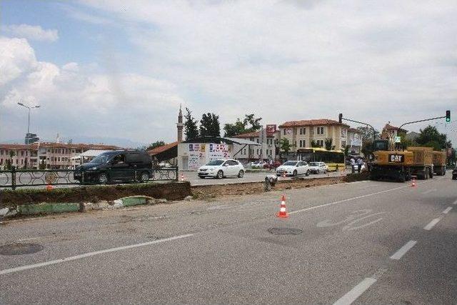 Şehir Merkezindeki Trafiğini Rahatlatacak Olan Otopark İçin Geri Sayım Başladı