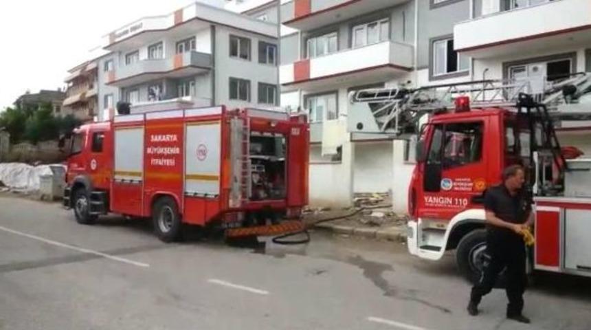 Alev Alan Oksijen T&uuml;p&uuml;ne İtfaiye Ekiplerinden Zamanında M&uuml;dahale