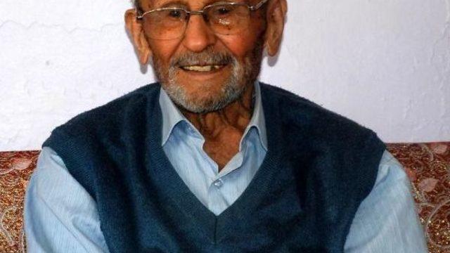 Demirel'en Törenle Elektriğe Kavuşturduğu Köyde Üzüntü Var