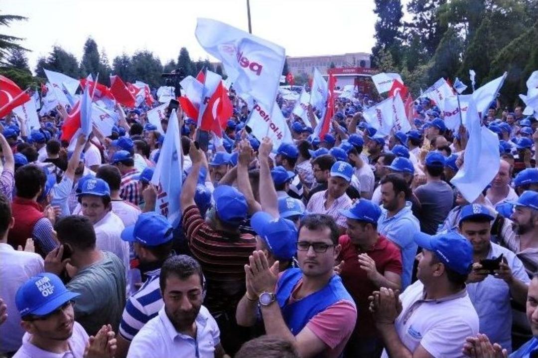 İş&ccedil;iler &Uuml;retimi Durdurdu