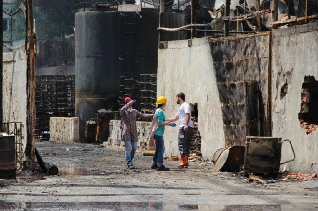 Kocaeli&rsquo;de Yanan Fabrikalarda Hasar Tespiti Yapılacak