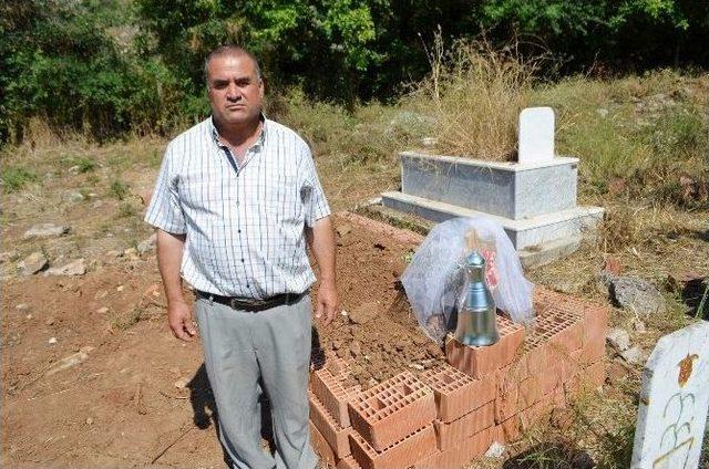 (&ouml;zel Haber) Cansu&rsquo;nun Babası Babalar G&uuml;n&uuml;&rsquo;n&uuml; Buruk Karşılıyor 1