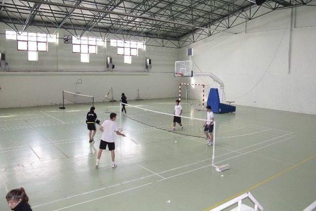 İşitme Engelliler Badminton Milli Takımı Çatalzeytin’de Kamp Yapıyor