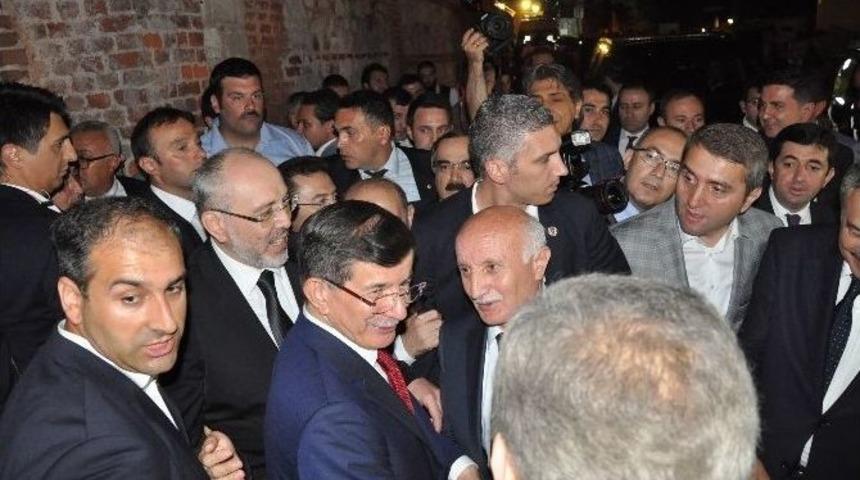 Davutoğlu: &ldquo;acıların En &Ouml;nemli Sebebi Stk&rsquo;ların Par&ccedil;alanmadır&rdquo;