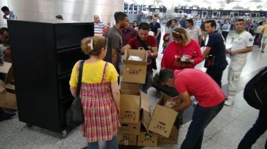 Pilotlar Greve Gitti, Yolcular İstanbul'da Kaldı