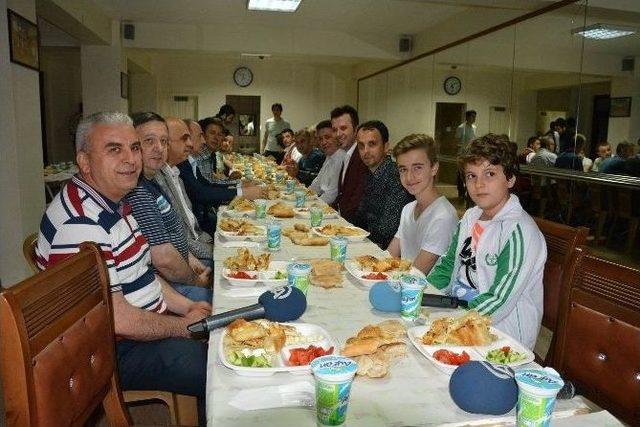 Sahur Eğlencesinde Balkan Esintileri