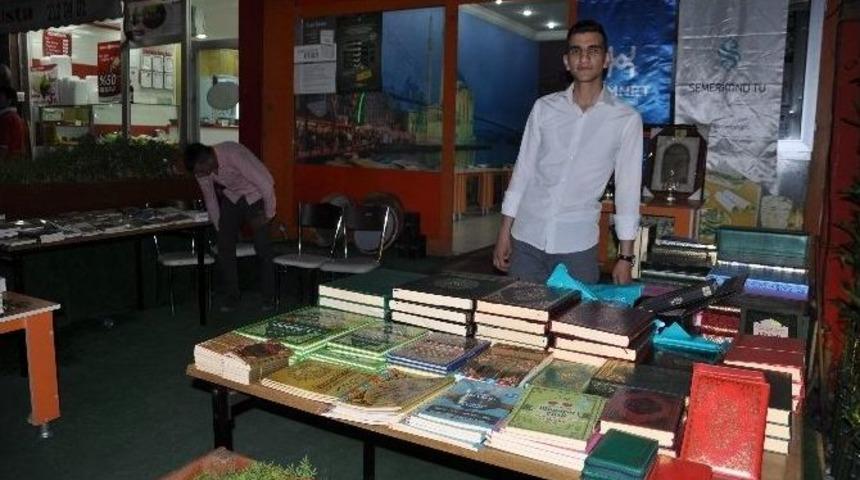 Muş&rsquo;ta Ramazan Ayında Dini Kitaplara Yoğun İlgi