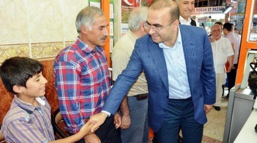 Milletvekili &Ouml;zhan&rsquo;dan Esnafa Teşekk&uuml;r Ziyareti