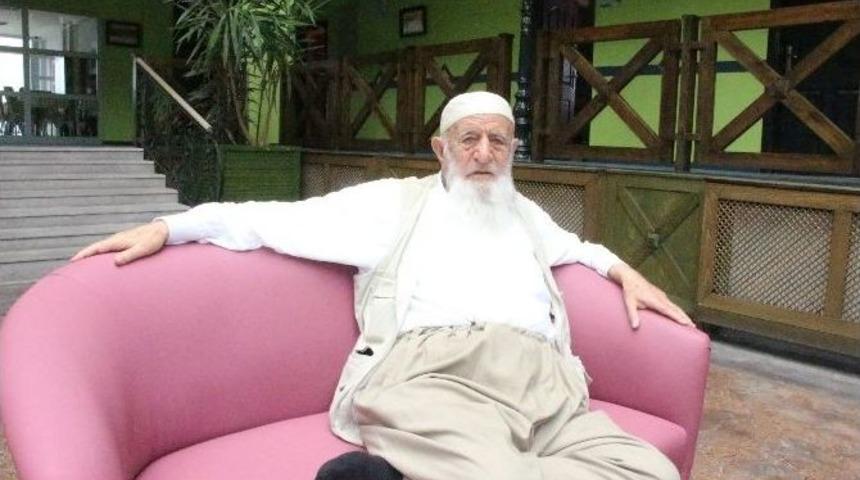 Huzurevinde Babalar G&uuml;n&uuml;