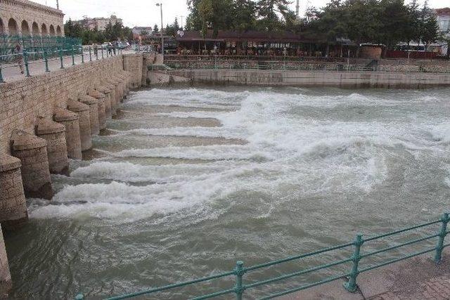 Beyşehir Gölü Konya Ovası’nı Besliyor