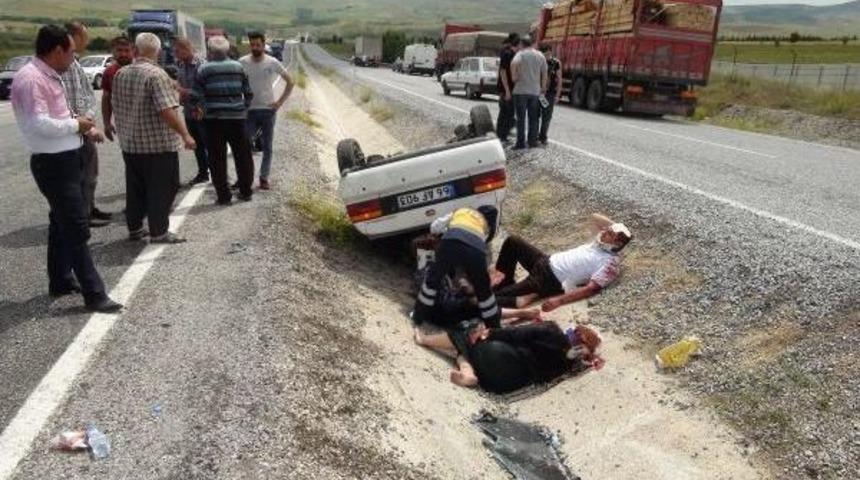 Yozgat'ta 2 Kazada 1 &Ouml;l&uuml;, 8 Yaralı