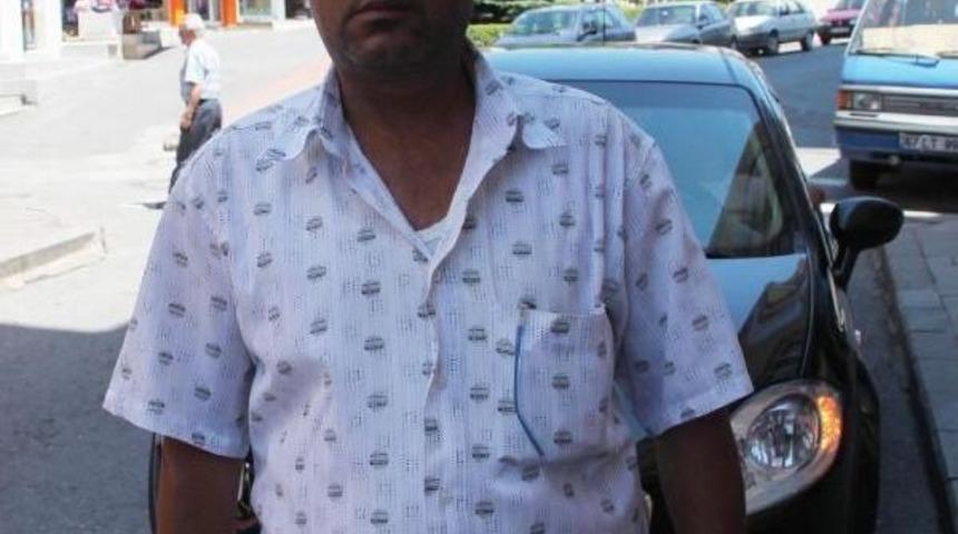 Gazi'den Belediye Başkanına Seyyar Tezgah Tepkisi