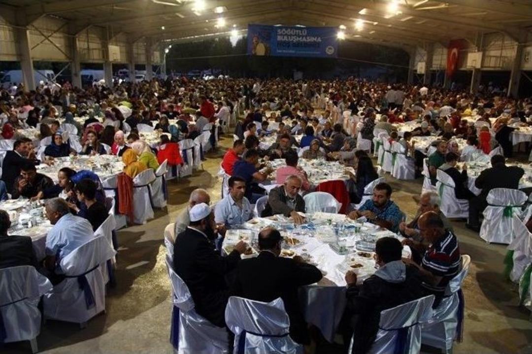 S&ouml;ğ&uuml;tl&uuml;, Kardeşlik Sofralarında Buluştu